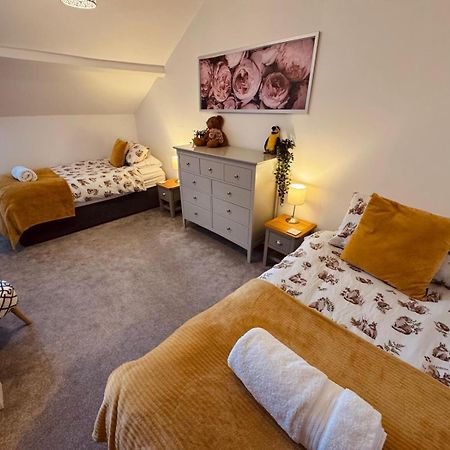 Lola'S Loft With Lake Views - Central Bowness - Pet Friendly Exterior foto